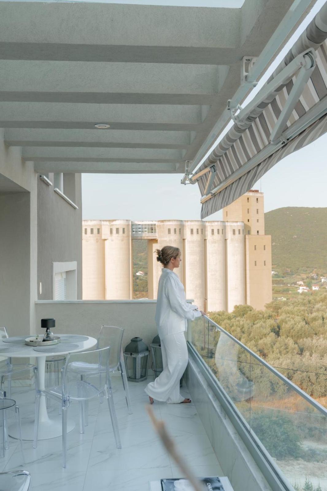 Dk Luxury Suite Nea Peramos  Exterior photo